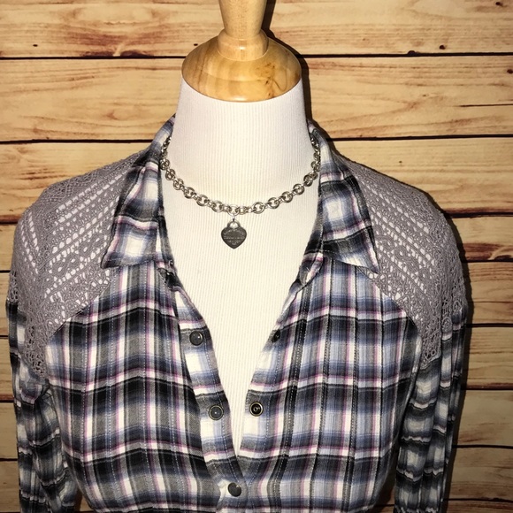 🚫SOLD🚫 Free People Plaid Crochet Peplum Blouse - Picture 2 of 6